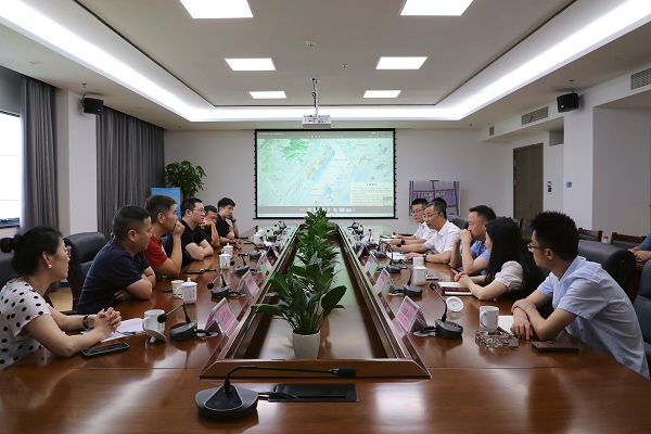 （网站）温州市制笔协会应邀携众企业来访尊龙凯时开展商务洽谈.jpg